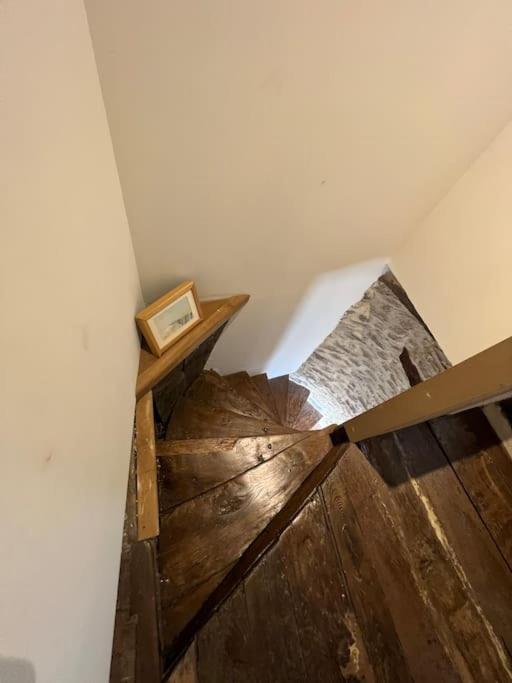 Cocon Urbain De Charme Villa Dinan Exterior foto